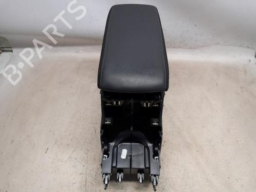 Armlehne für PEUGEOT 208 II (UB_, UP_, UW_, UJ_) 1.2 PureTech 100 (101 hp) 30658415