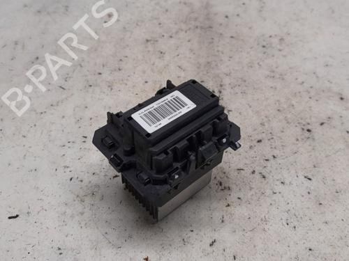 Used Heater resistor RENAULT MEGANE III Grandtour (KZ0/1) 1.5 dCi (KZ09, KZ0D, KZ1G, KZ29, KZ14, KZ1W, KZ10, KZ1F,... (110 hp) 15794417