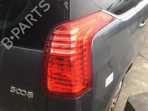 Used Right taillight PEUGEOT 5008 (0U_, 0E_) 1.6 16V (156 hp) 26674568