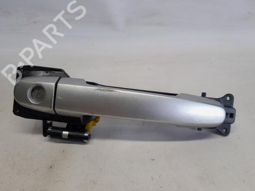 Used Front left exterior door handle TOYOTA RAV 4 III (_A3_) 2.2 D 4WD (ALA30_, ALA30R) (150 hp) 27621332