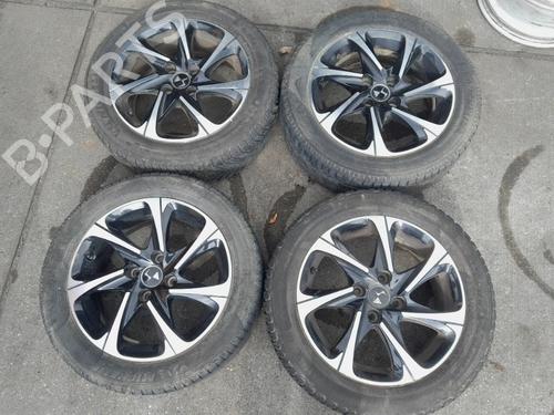 Set di cerchi Set di cerchi 38053724 38053724