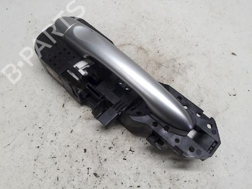 Used Rear right exterior door handle RENAULT MEGANE III Grandtour (KZ0/1) 1.5 dCi (KZ09, KZ0D, KZ1G, KZ29, KZ14, KZ1W, KZ10, KZ1F,... (110 hp) 11070472