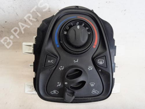 AC Styreenhet / Manøvreringsenhet PEUGEOT 108 1.0 VTi (69 hp) 29738836
