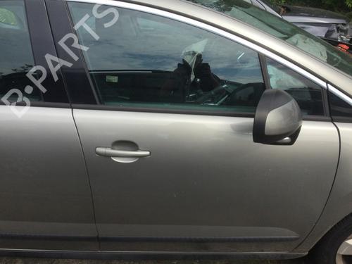 Used Right front door Right front door 36787703 36787703