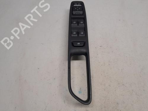 Used Switch RENAULT CAPTUR I (J5_, H5_) 0.9 TCe 90 (90 hp) 25478720