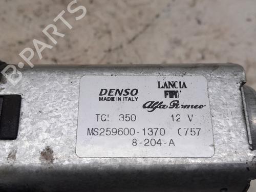 Rear wiper motor FIAT 500 (312_) 1.2 (312AXA1A) | BP11806483M102 