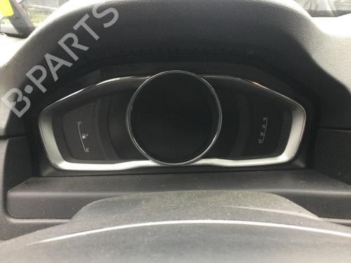 Used Display monitor VOLVO V70 III (135) D4 (181 hp) 30658388