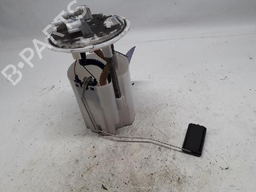 Used Fuel pump RENAULT MEGANE III Grandtour (KZ0/1) 1.5 dCi (KZ09, KZ0D, KZ1G, KZ29, KZ14, KZ1W, KZ10, KZ1F,... (110 hp) 13152497