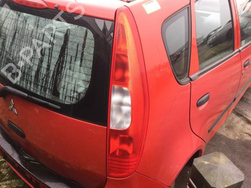 Høyre baklys MITSUBISHI COLT VI (Z3_A, Z2_A) 1.1 (Z31A, Z32A) (75 hp) 30658313