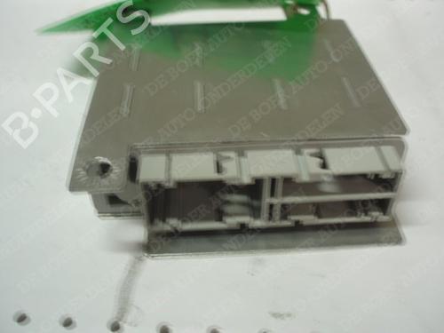 Airbag styreenhed FIAT PUNTO (188_) 1.2 60 (188.030, .050, .130, .150, .230, .250) (60 hp) 11063956
