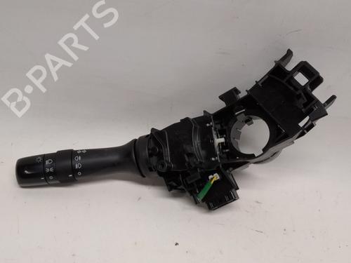 Used Headlight switch TOYOTA YARIS (_P13_) 1.5 Hybrid (NHP130_) (101 hp) 15794347