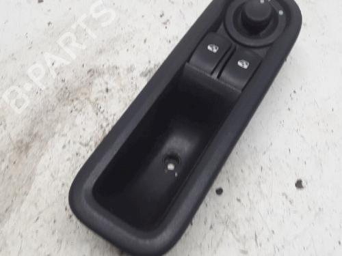 Used Switch RENAULT CLIO III (BR0/1, CR0/1) 1.2 16V (103 hp) 11073606