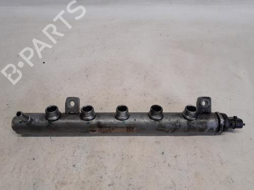 Used Injection rail OPEL VIVARO B Van (X82) 1.6 CDTI (05) (140 hp) 29633524