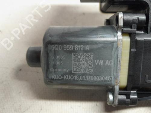 Elektronisk modul SKODA OCTAVIA III Combi (5E5, 5E6) 1.4 TSI G-TEC | BP30085322M83