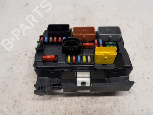 Used Fuse box Fuse box CITROËN C3 II (SC_) 1.1 i (60 hp) 35988476 35988476