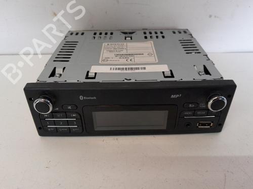 radio-renault-twingo-ii-cn0_-2007-36139685 main image