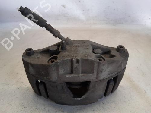 Used Right front brake caliper VOLVO XC90 I (275) 3.2 AWD (238 hp) 30264215