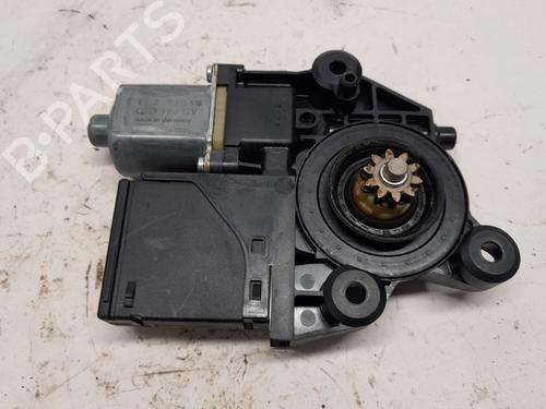 Used Electronic module RENAULT SCÉNIC III (JZ0/1_) 2.0 16V (JZ0G, JZ0P, JZ1E, JZ1P) (140 hp) 23395633