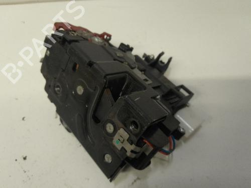 front-left-lock-vw-touareg-7la-7l6-7l7-2002-2003-2004-2005-2006-2007-2008-2009-2010-2011-2012-2013-32035867 main image