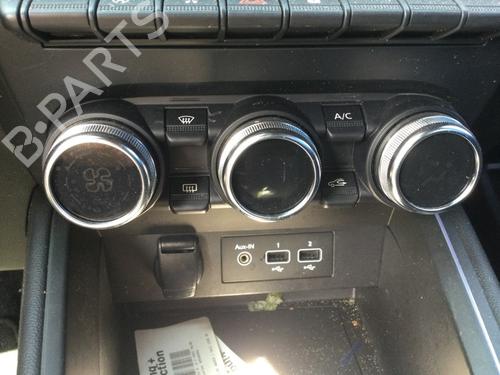Used Climate control Climate control 13721097 13721097