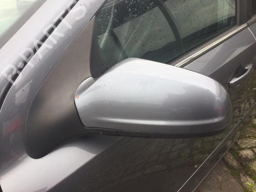 Used Left mirror OPEL ASTRA H Estate (A04) 1.6 (L35) (105 hp) 30378470