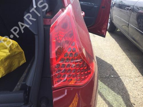 Used Right taillight PEUGEOT 3008 I MPV (0U_) 1.6 THP (156 hp) 18850131
