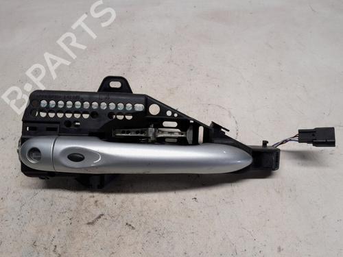 Used Front left exterior door handle RENAULT CAPTUR I (J5_, H5_) 1.2 TCe 120 (118 hp) 33057348