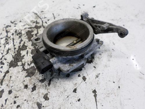 Used Throttle body RENAULT MEGANE I Grandtour (KA0/1_) 1.6 16V (KA0B, KA04, KA11) (107 hp) 11063897
