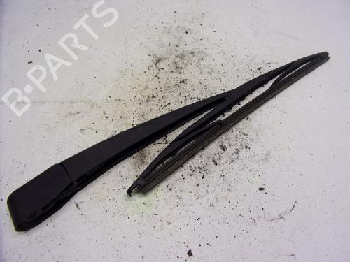 Used Rear windshield wiper arm RENAULT MEGANE III Hatchback (BZ0/1_, B3_) 1.5 dCi (BZ09, BZ0D, BZ1W, BZ29, BZ14) (110 hp) 13151920
