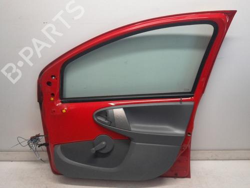 Right front door PEUGEOT 107 (PM_, PN_) 1.0 | BP28064463C3