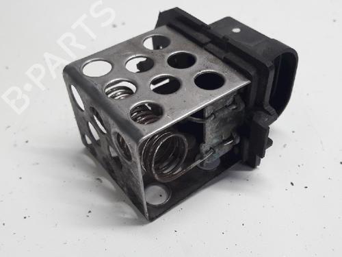 Used Electronic module Electronic module RENAULT MEGANE III Grandtour (KZ0/1) 1.5 dCi (KZ09, KZ0D, KZ1G, KZ29, KZ14, KZ1W, KZ10, KZ1F,... (110 hp) 13152697 13152697