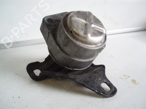 Used Engine mount FORD MONDEO III Turnier (BWY) 2.0 16V TDDi / TDCi (115 hp) 11063534