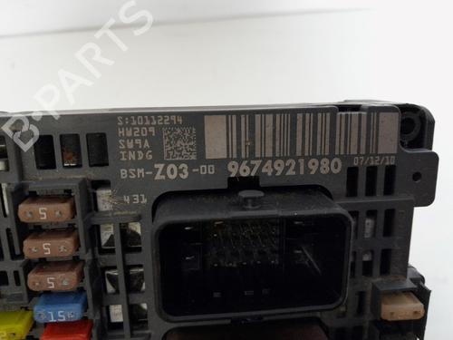 Fuse box PEUGEOT 508 I (8D_) 1.6 THP | BP29738981E1