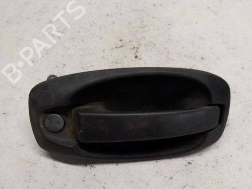 Used Front left exterior door handle Front left exterior door handle 18848719 18848719