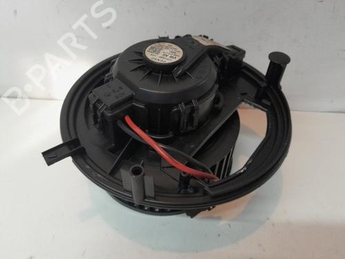 Used Heater blower motor Heater blower motor SKODA OCTAVIA III Combi (5E5, 5E6) 1.6 TDI (115 hp) 34168864 34168864