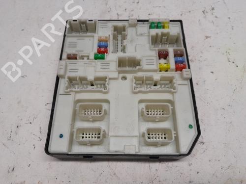 Used Fuse box Fuse box RENAULT MEGANE III Grandtour (KZ0/1) 1.5 dCi (KZ09, KZ0D, KZ1G, KZ29, KZ14, KZ1W, KZ10, KZ1F,... (110 hp) 32174579 32174579