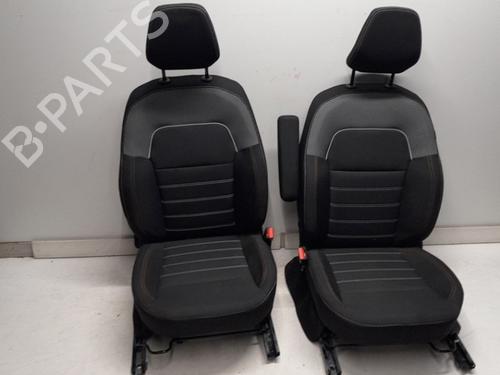 Conjunto de bancos Conjunto de bancos 18847136 18847136