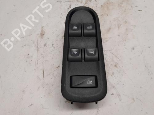 Used Switch Switch DACIA DUSTER (HS_) 1.6 SCe 115 (115 hp) 32035635 32035635