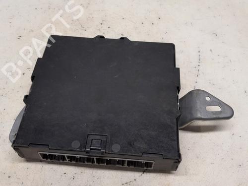 Used Electronic module TOYOTA YARIS (_P13_) 1.5 Hybrid (NHP130_, NHP130) (101 hp) 15794259