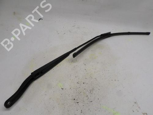 Used Front windshield wiper arm RENAULT MEGANE CC (EZ0/1_) 1.5 dCi (EZ09, EZ1G, EZ0D, EZ14) (110 hp) 13151616