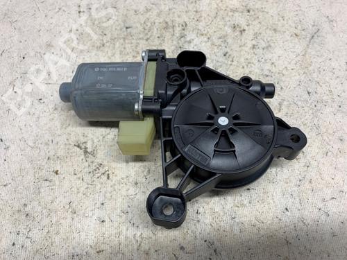 Electronic module AUDI A3 Sportback (8VA, 8VF) 1.4 TFSI e-tron | BP40023832M83 - Image 2