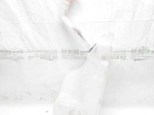 Used Windscreen washer tank RENAULT MEGANE III Grandtour (KZ0/1) 1.5 dCi (KZ09, KZ0D, KZ1G, KZ29, KZ14, KZ1W, KZ10, KZ1F,... (110 hp) 11071940