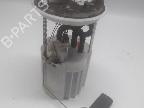 Used Fuel pump FIAT GRANDE PUNTO (199_) 1.4 16V (199BXG1B, 199AXG1B) (95 hp) 11080964