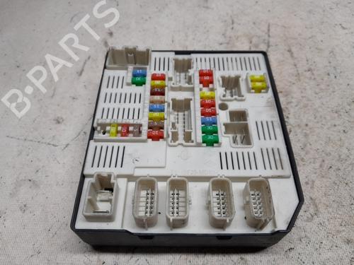 Used Fuse box RENAULT MEGANE CC (EZ0/1_) 1.5 dCi (EZ09, EZ1G, EZ0D, EZ14) (110 hp) 30977591