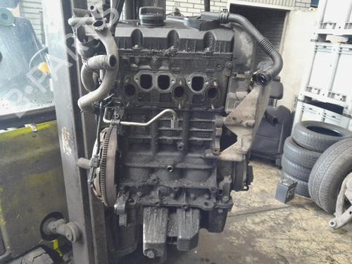 Moteur VW POLO (9N_, 9A_) 1.4 TDI (70 hp) 25902161