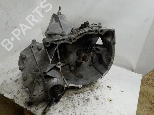 Used Gearbox Gearbox RENAULT TWINGO II (CN0_) 1.2 16V (CN04, CN0B) (75 hp) 33057395 33057395
