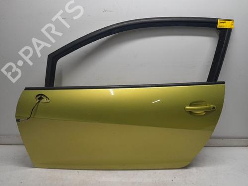 Used Left front door Left front door 38097048 38097048