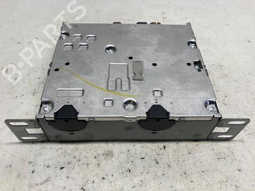 Used Radio RENAULT MEGANE IV Grandtour (K9A/M/N_) 1.3 TCe 140 (K9NB) (140 hp) 27240093