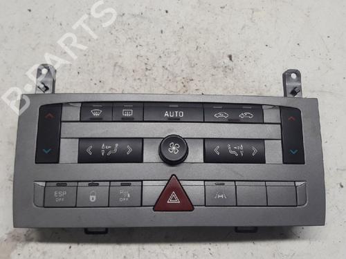 Used Climate control Climate control 11070581 11070581