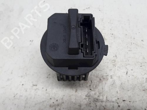 Used Heater resistor CITROËN C3 II (SC_) 1.6 HDi (92 hp) 11777239